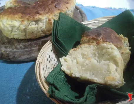 Ciambella salata allo strutto bimby
Un cucchiaino di sale
Un pizzico di pepe
100 grammi di provolone dolce tagliato a cubetti
80 grammi di formaggio grattugiato o formaggi misti grattugiati
Altre spezie a piacere ( peperoncino, timo, lauro)
Altr