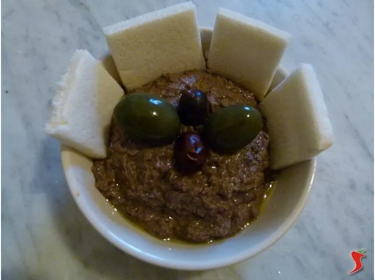 il patè di olive nere