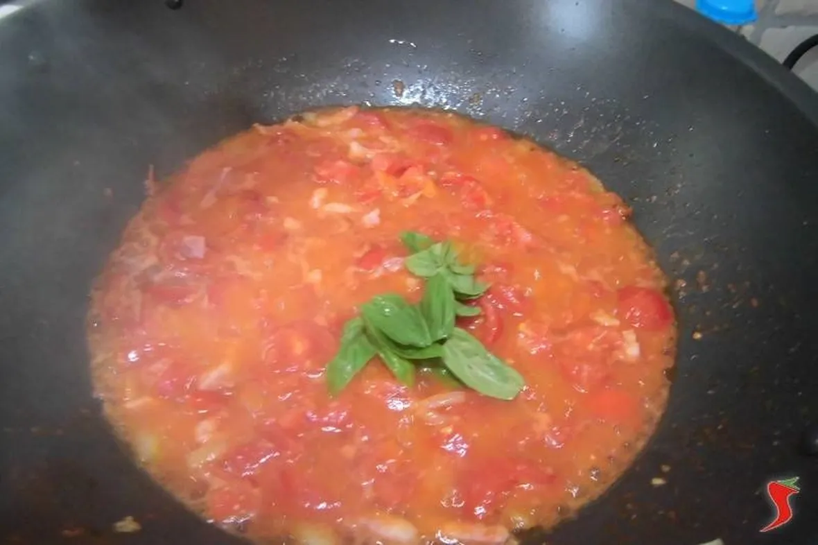 Sugo e pancetta