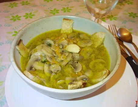 minestra di funghi