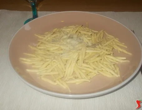 Pasta cacio e pepe