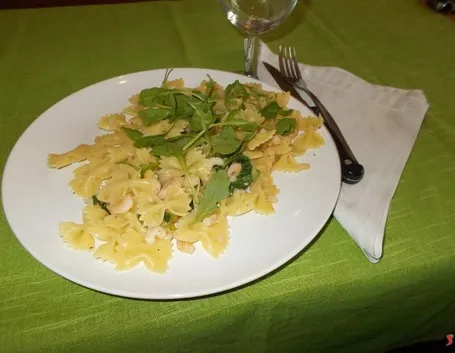 La pasta con gamberetti e rucola