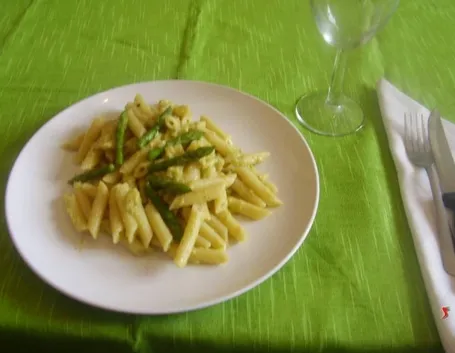PENNE AGLI ASPARAGI