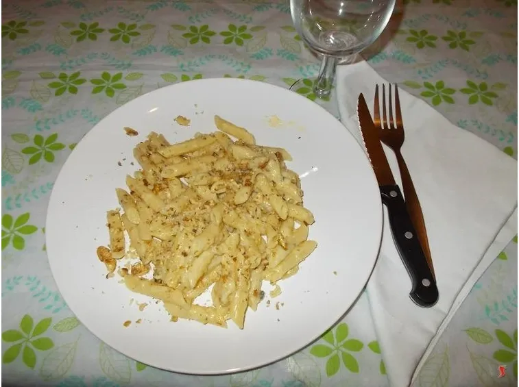 Le penne gorgonzola e noci