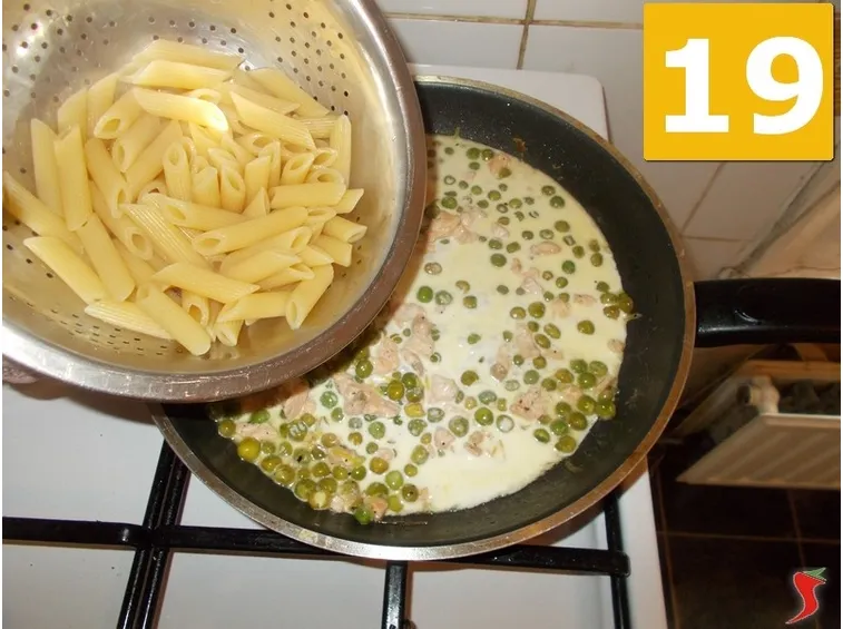 penne salmone