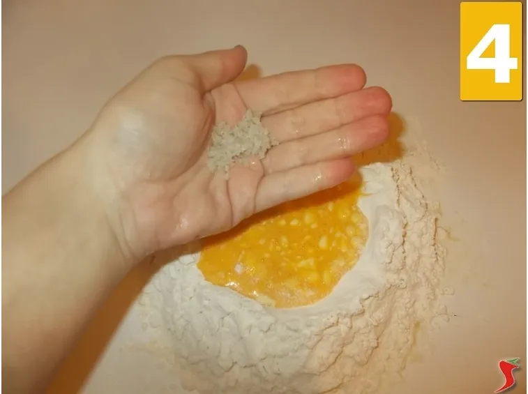 Continuate l'impasto