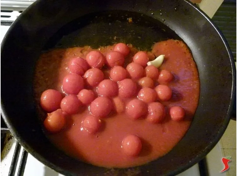aggiungere pomodori