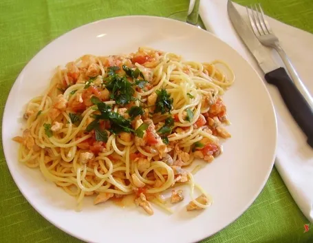 spaghetti al salmone