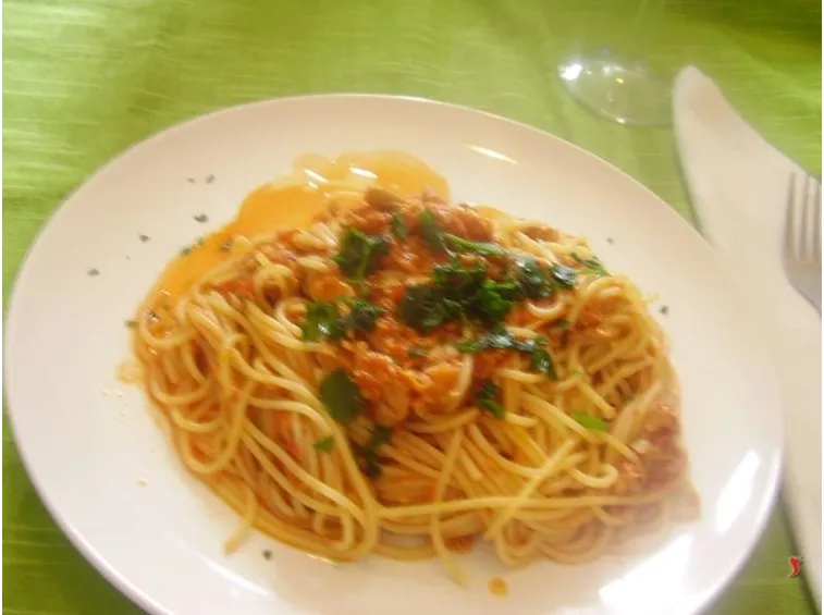 spaghetti con il tonno