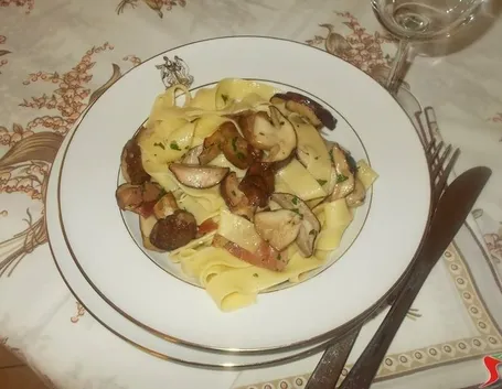 Le tagliatelle ai funghi porcini