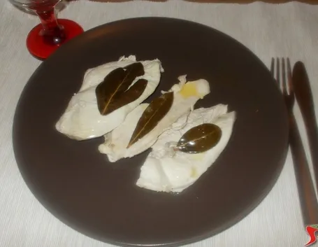 Petto di pollo lesso