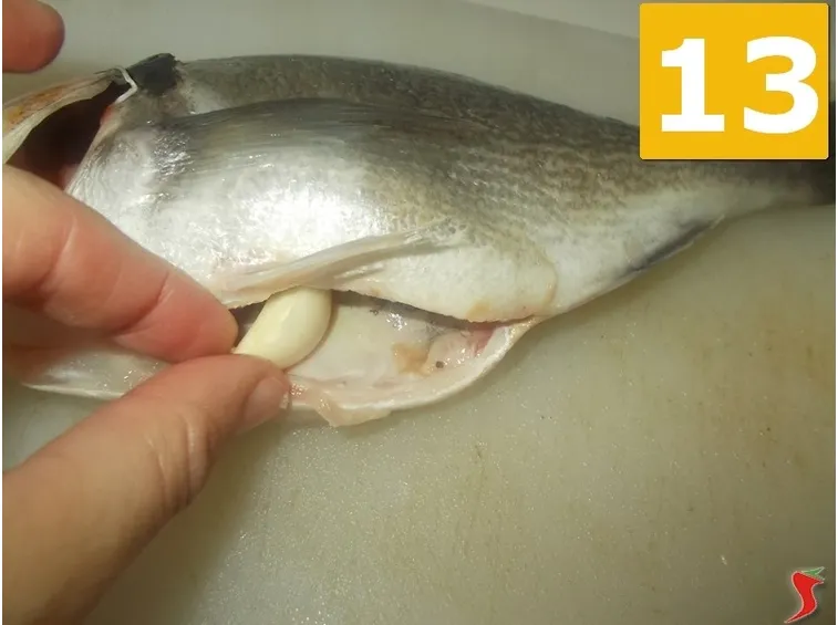 Condite il pesce