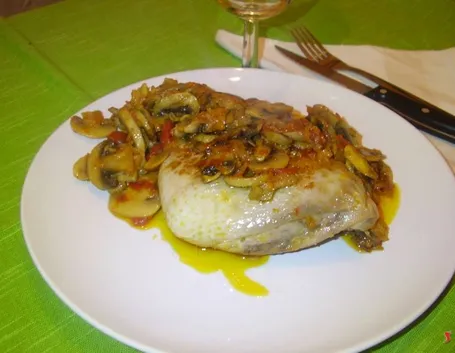 pollo con funghi