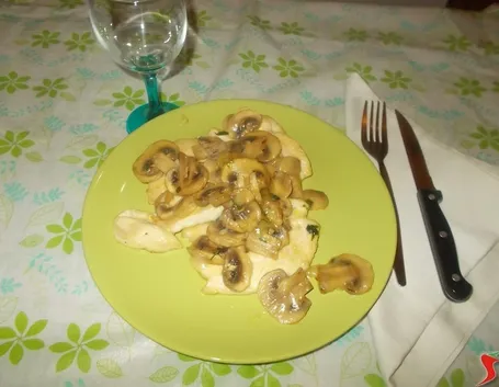 Le scaloppine di pollo ai funghi